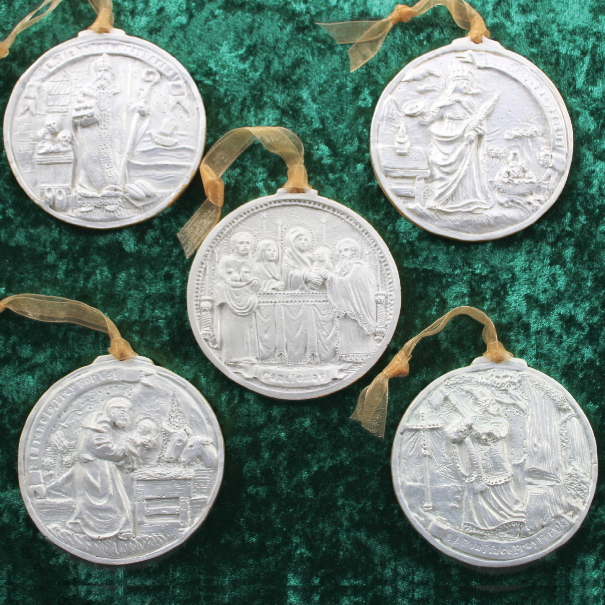 Golden White Set of 5 Christmas Traditions Ornaments